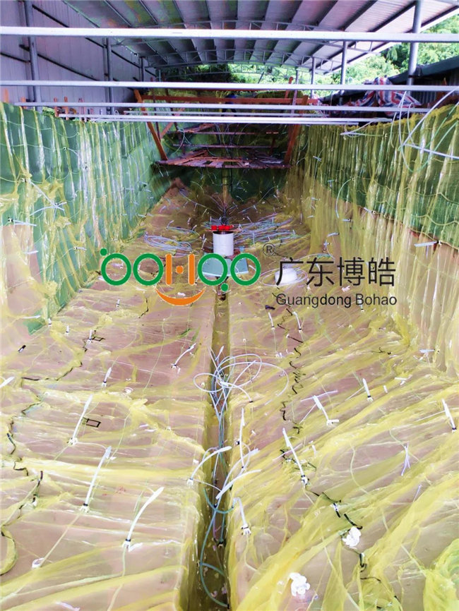 啟動真空設(shè)備，抽取體系中空氣，直至真空狀態(tài)