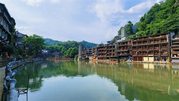 “湘”約鳳凰，相守未來——2022博皓快樂湖南行    -24