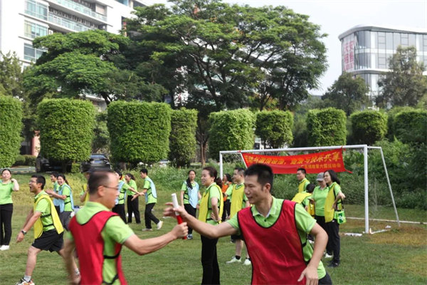 運(yùn)動(dòng)與激情碰撞，健康與快樂共享—廣東博皓第六屆運(yùn)動(dòng)會(huì)   -傳統(tǒng)接力賽